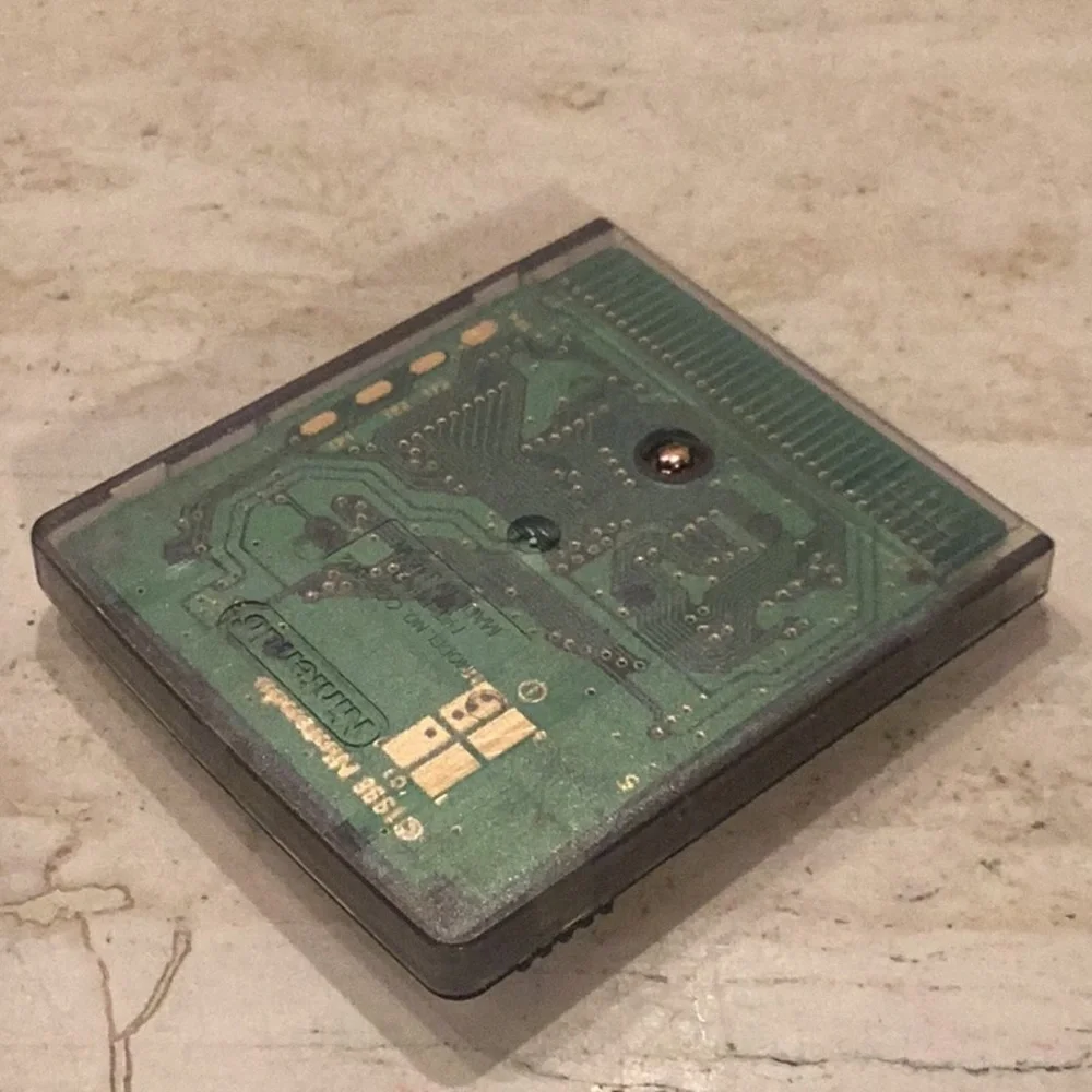 The Legend Of Zelda Oracle Of Seasons Gameboy Color Game Nintendo Game Boy